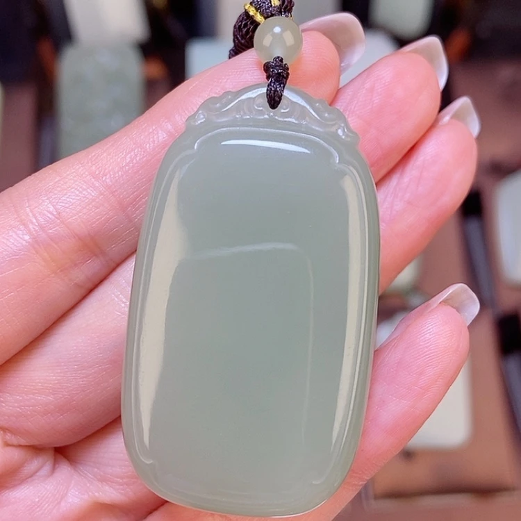 【闪购商品】颈饰未镶嵌和田玉
