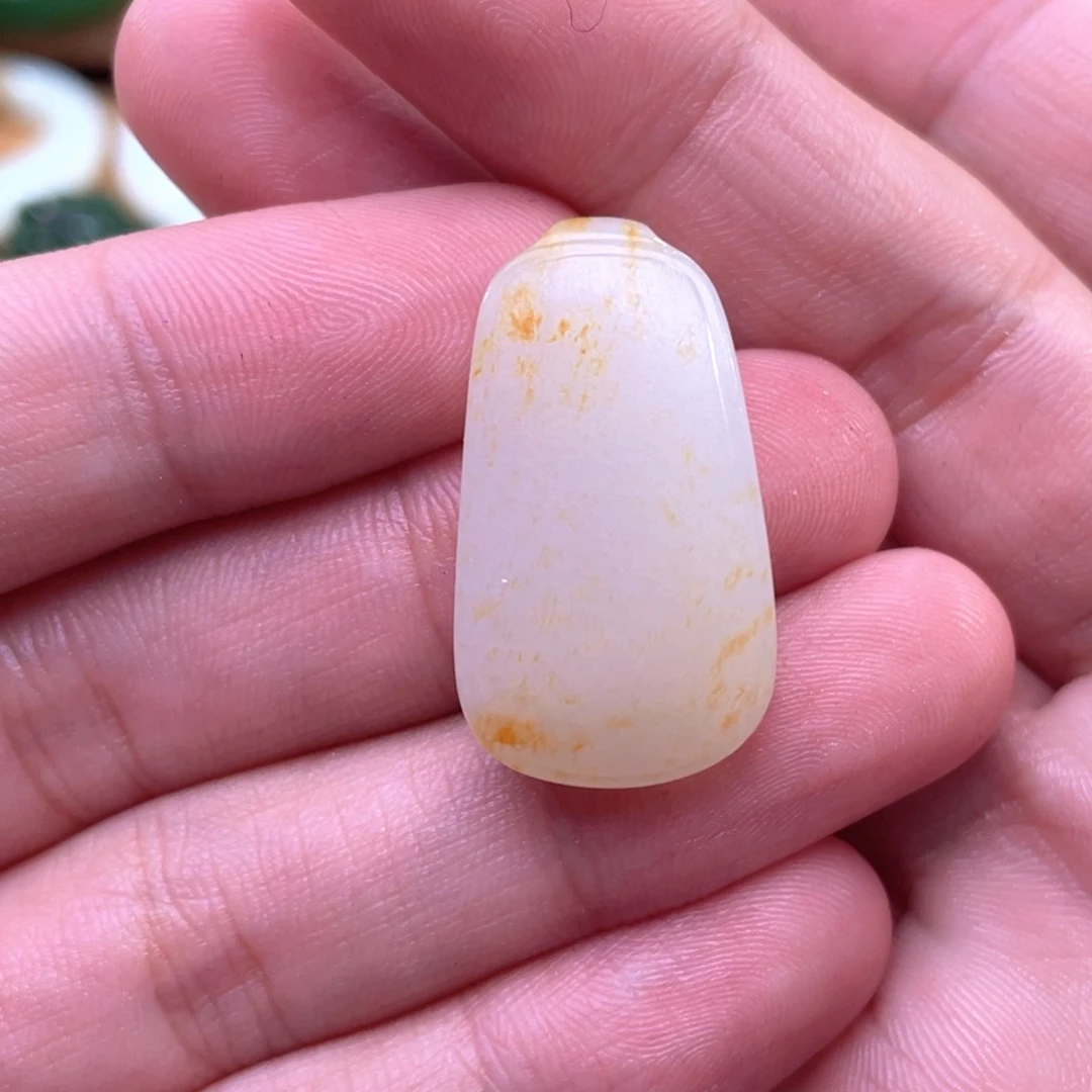 颈饰未镶嵌和田玉用****4