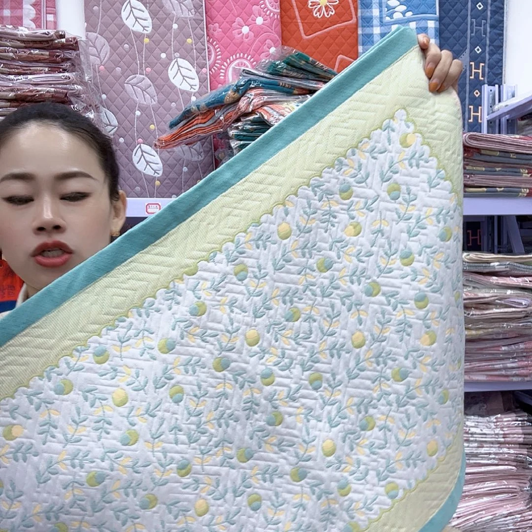 棉绿色小樱桃纯棉