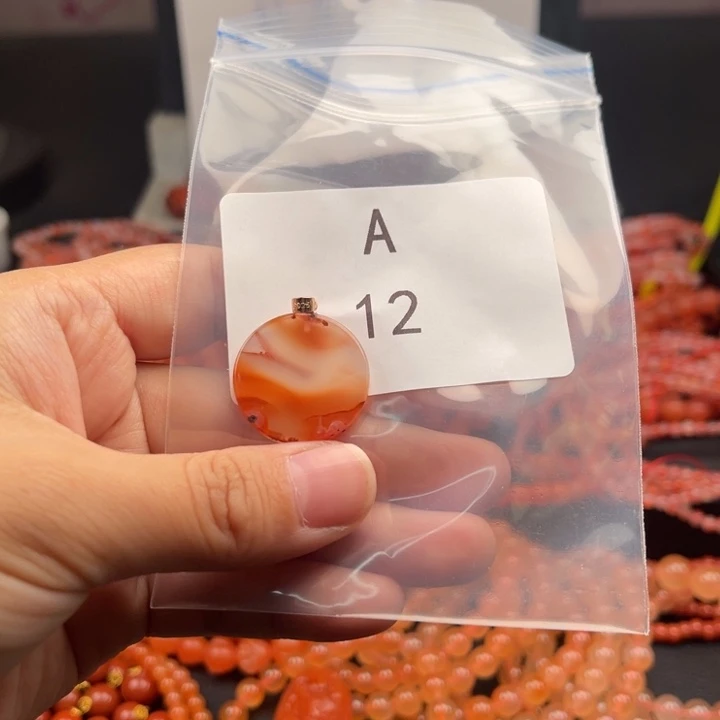 未镶嵌南红玛瑙多样性发货吊坠南红玛瑙