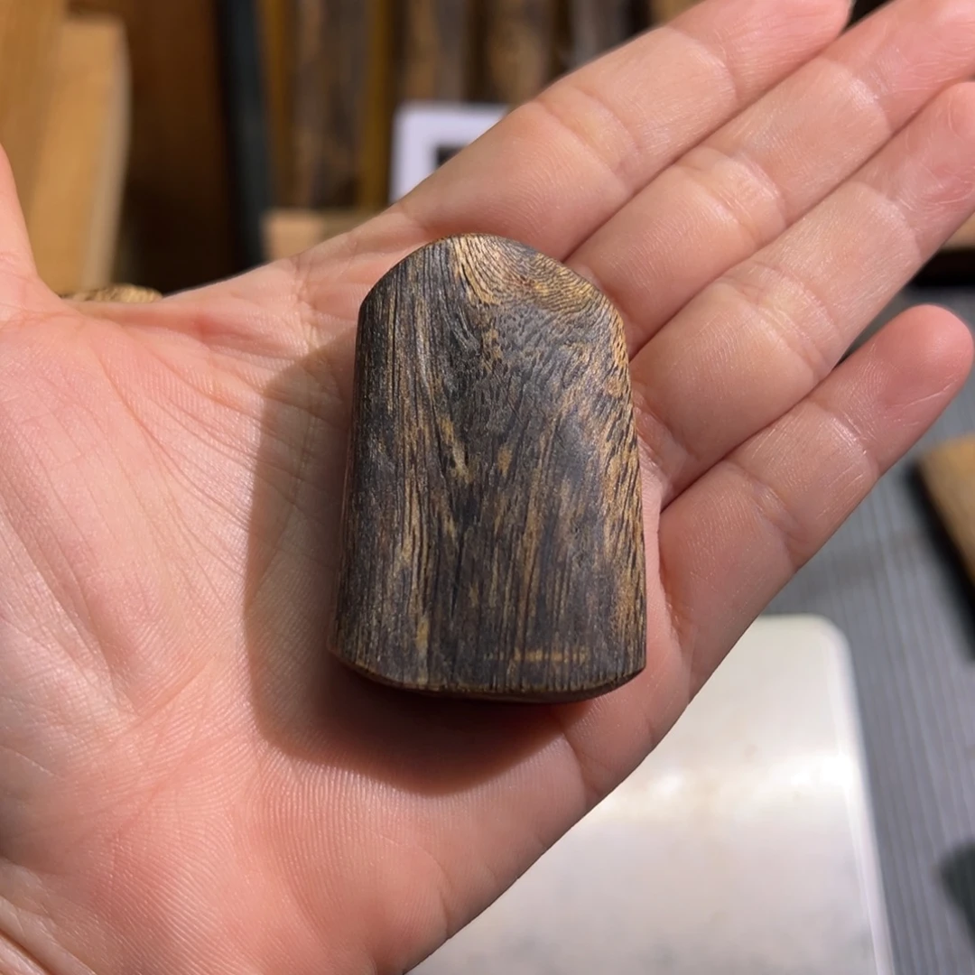 吊坠沉香绿棋楠吊坠10.6克