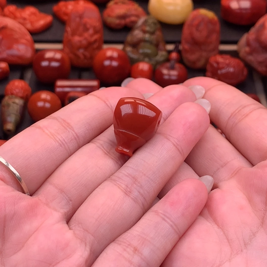 南红玛瑙未镶嵌原矿高品锦红三通15mm