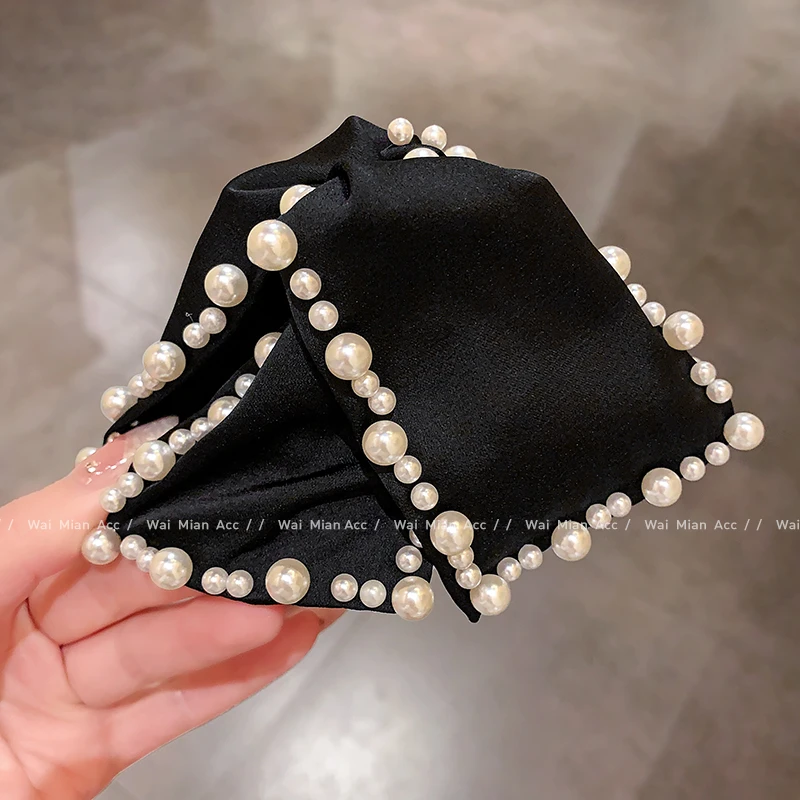 日韩百搭珍珠抓夹头饰女高级感布艺鲨鱼夹法式新款后脑勺全盘发夹