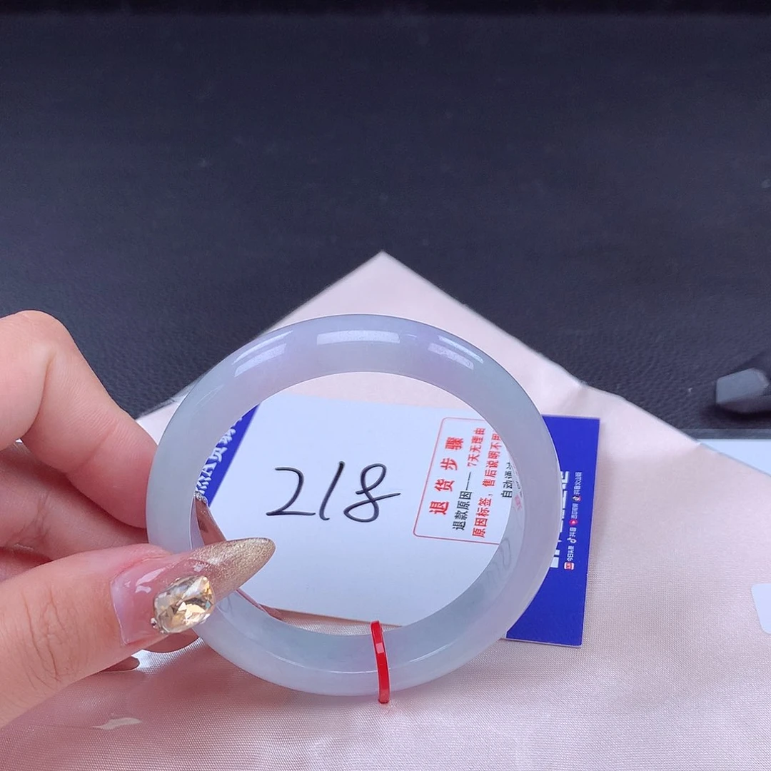 翡翠手镯未镶嵌手镯000126