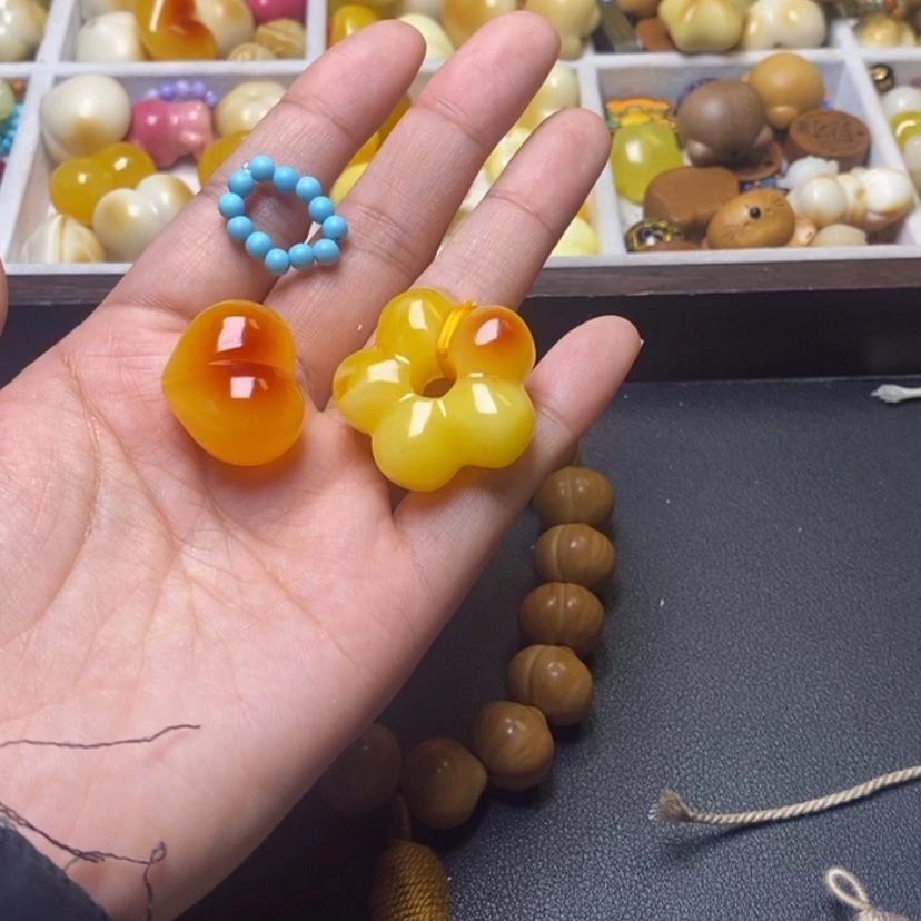 【闪购商品】吊坠猴头核桃?***生配饰