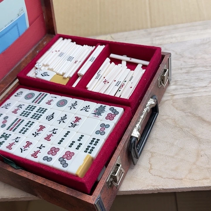 树脂制品精品摆件。