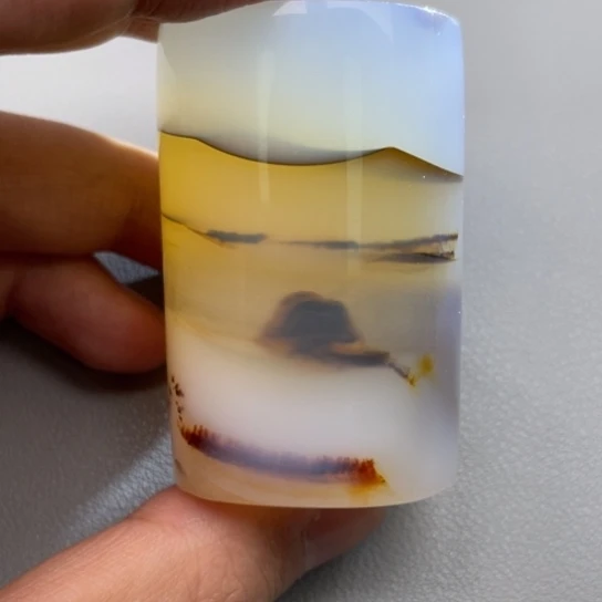 玛瑙/玉髓颈饰未镶嵌v****n