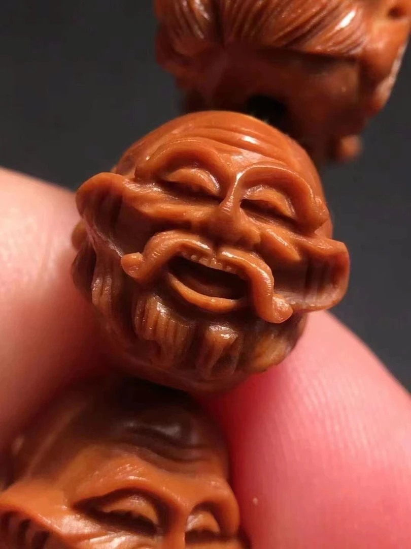 苏工纯手工，小籽两头不补不漏无老眼。   【单面十八罗汉1.2*1.2。