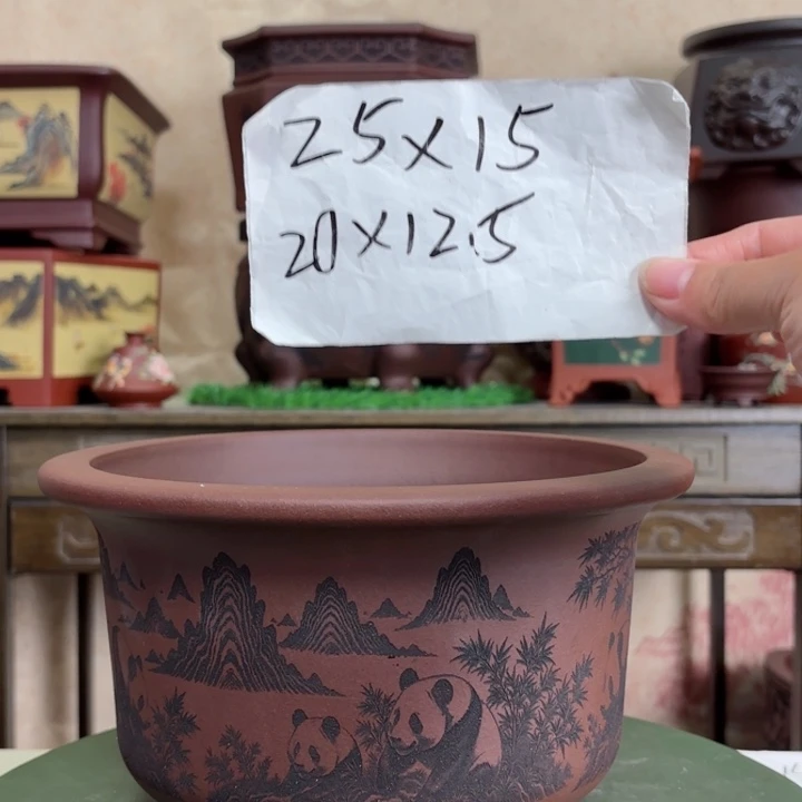 紫砂花盆刻绘熊猫