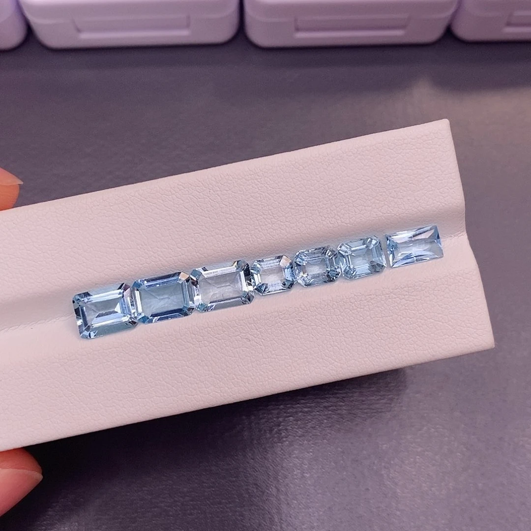 裸石海蓝宝石300一克拉，仅供展示，挑好上定向