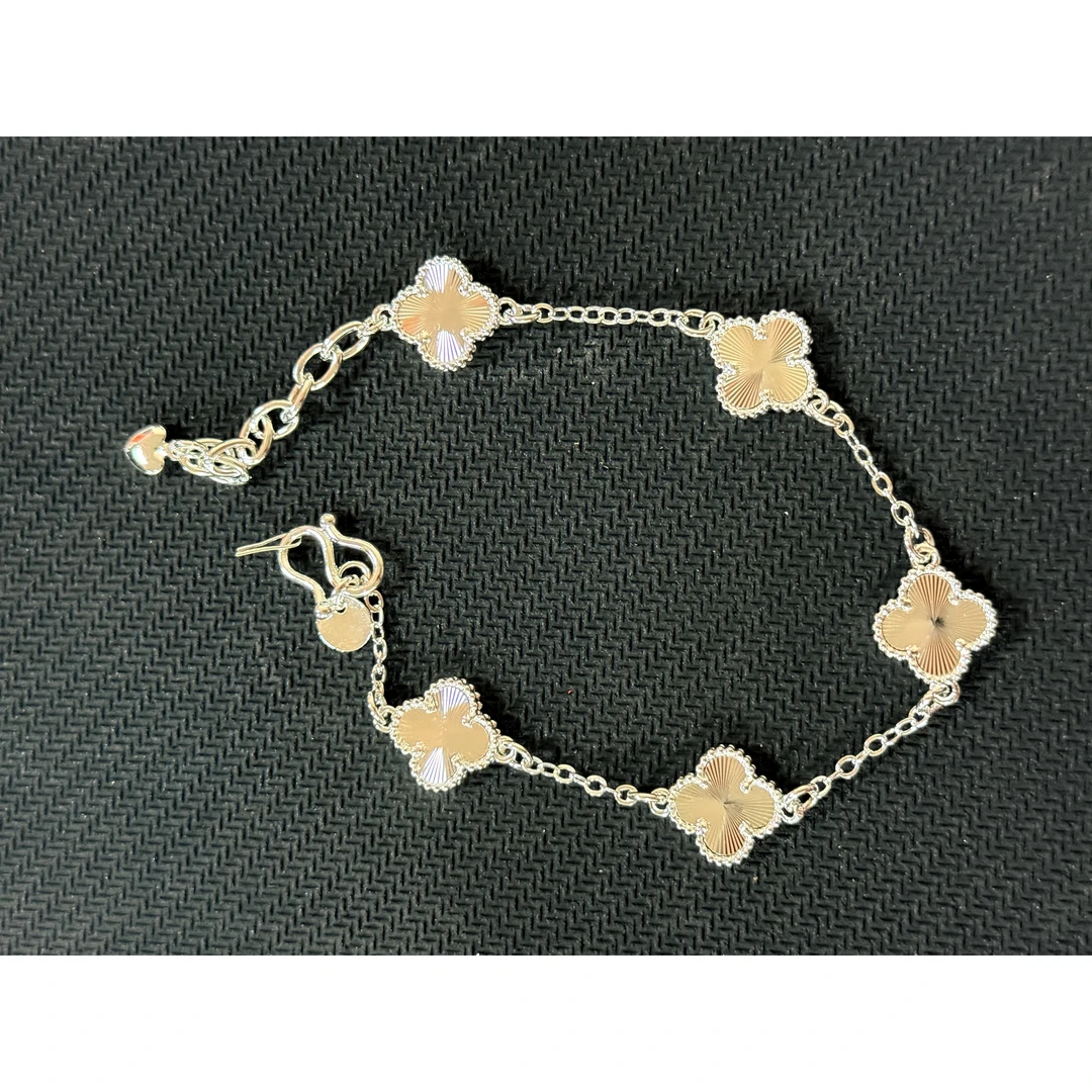 精品银手链（无礼盒） S137