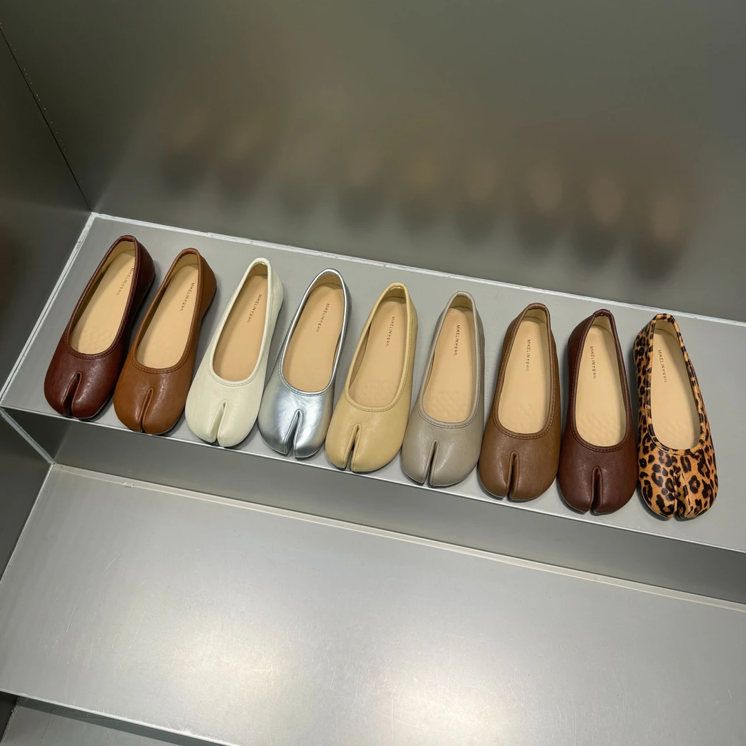 THE MIL麋鹿 可爱猪蹄鞋-气质平底分趾单鞋女一脚蹬浅口豆豆瓢鞋