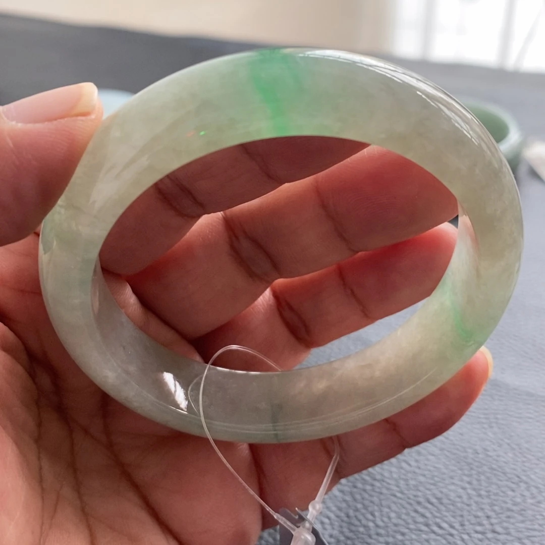 翡翠未镶嵌手镯天然翡翠手镯