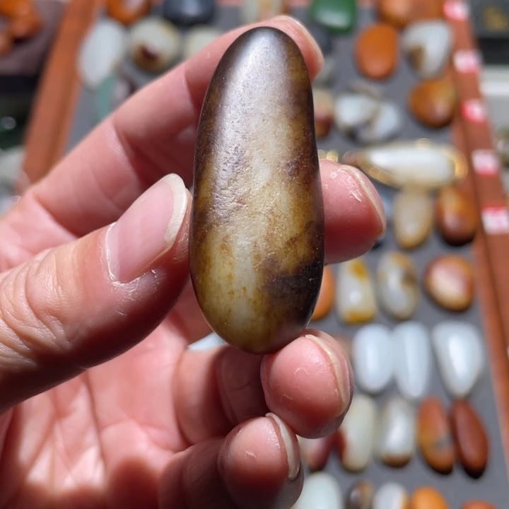 和田玉（糖玉）未镶嵌挂件