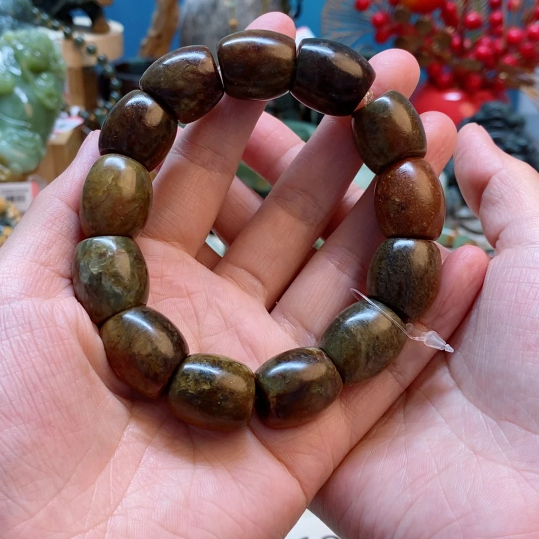 透闪石质玉手串未镶嵌郑*康