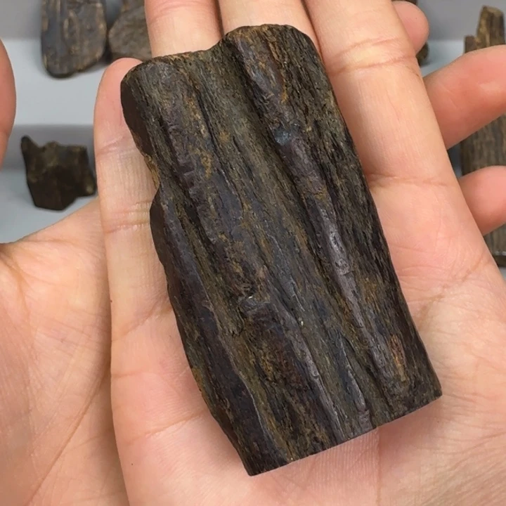 伟业香堂老文莱沉水牌28.1克