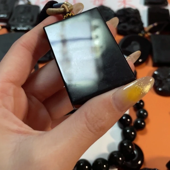 翡翠颈饰未镶嵌*️****