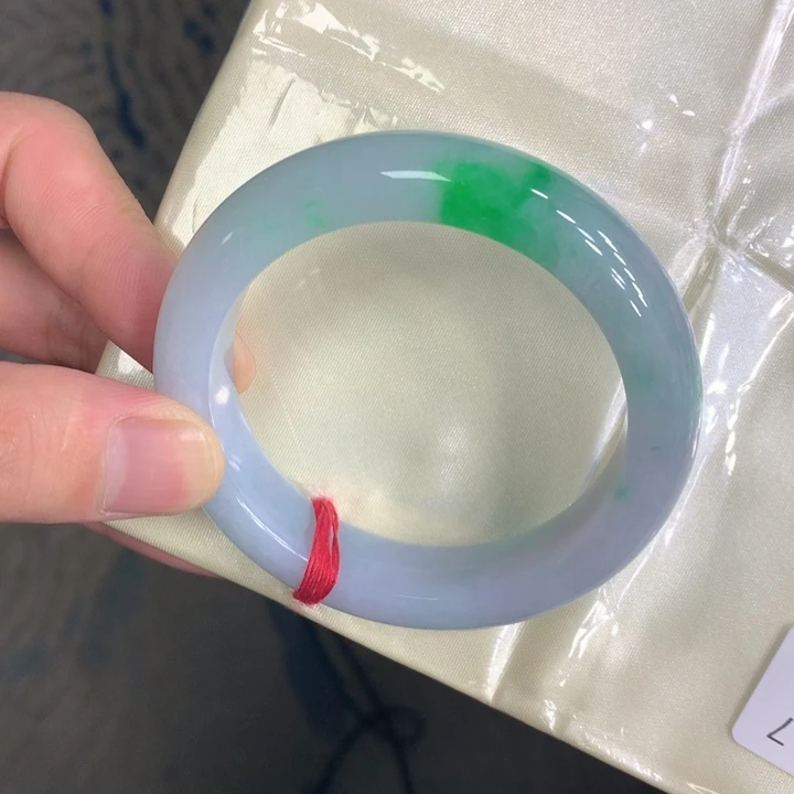 翡翠未镶嵌手镯翡翠