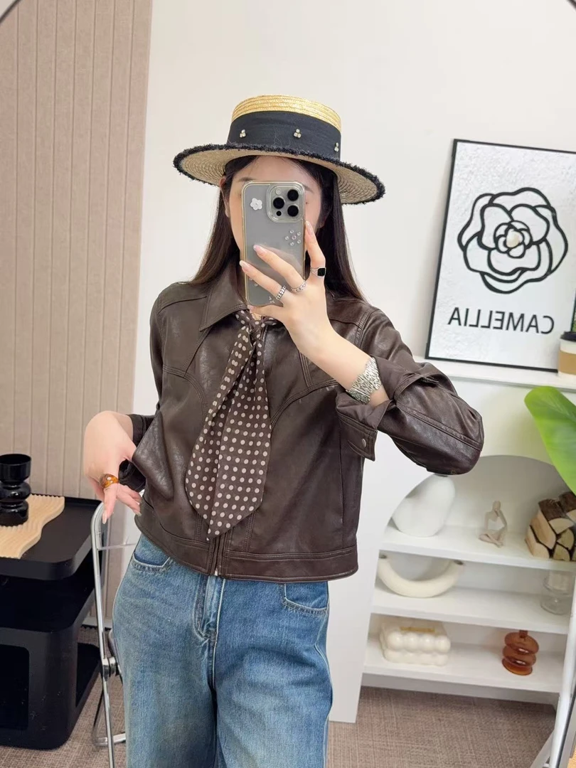 2025秋款新PU皮衣咖色长袖短外套女秋立体小翻领夹克上衣25068/AS