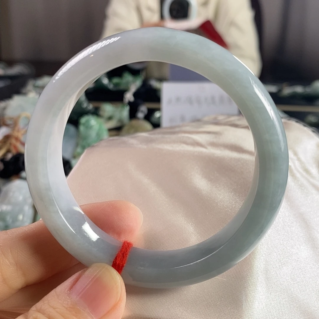 翡翠未镶嵌手镯58圈