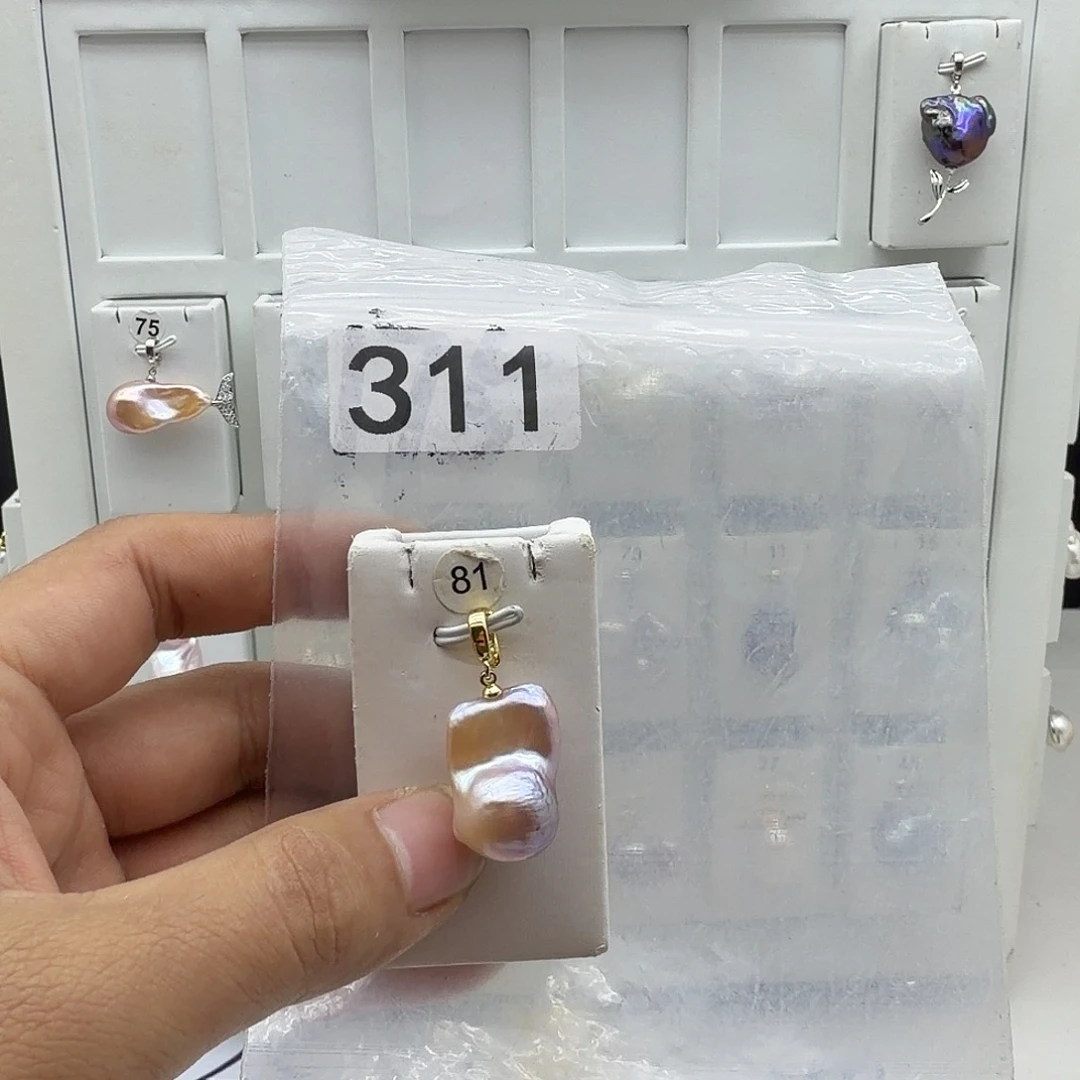 合金颈饰淡水珍珠