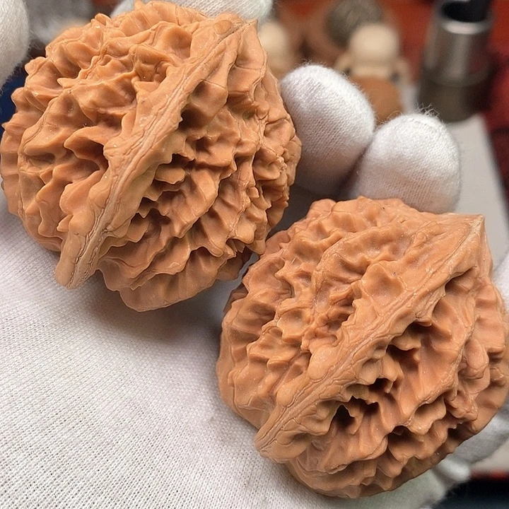 吊坠文玩核桃45全品货头山地红皮64克招财鼠