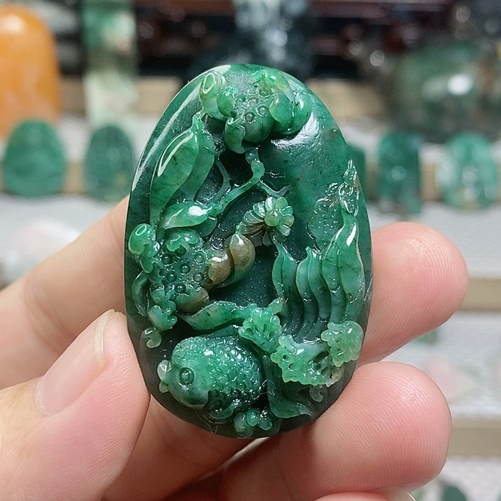 未镶嵌独山玉颈饰