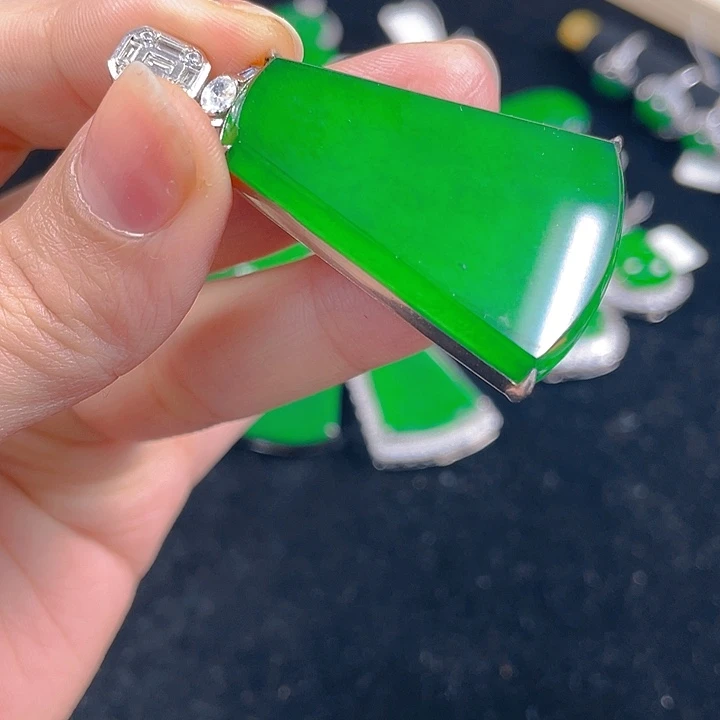 翡翠银S925镶嵌吊坠(不含链)