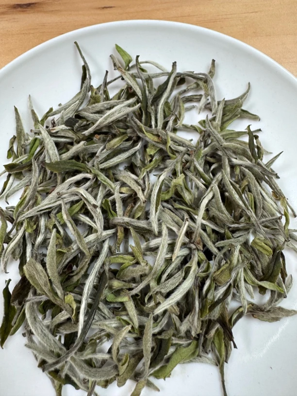 （柏柳）2025年特级荒野白牡丹福鼎白茶高山果香毫香蜜韵白牡丹散茶