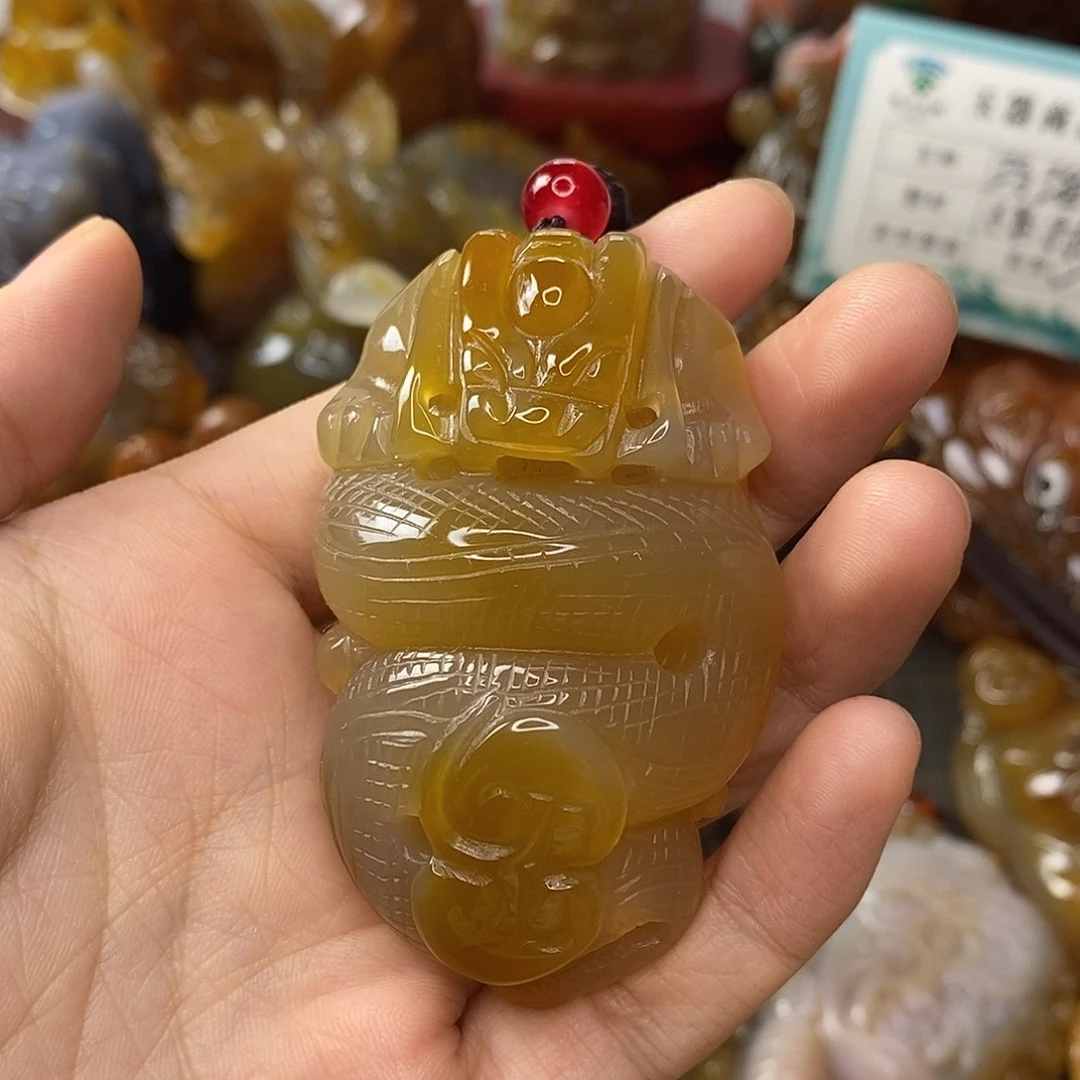奚***0玛瑙/玉髓未镶嵌手把件