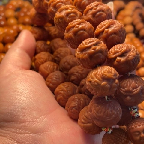 手串猴头核桃细****显舞台