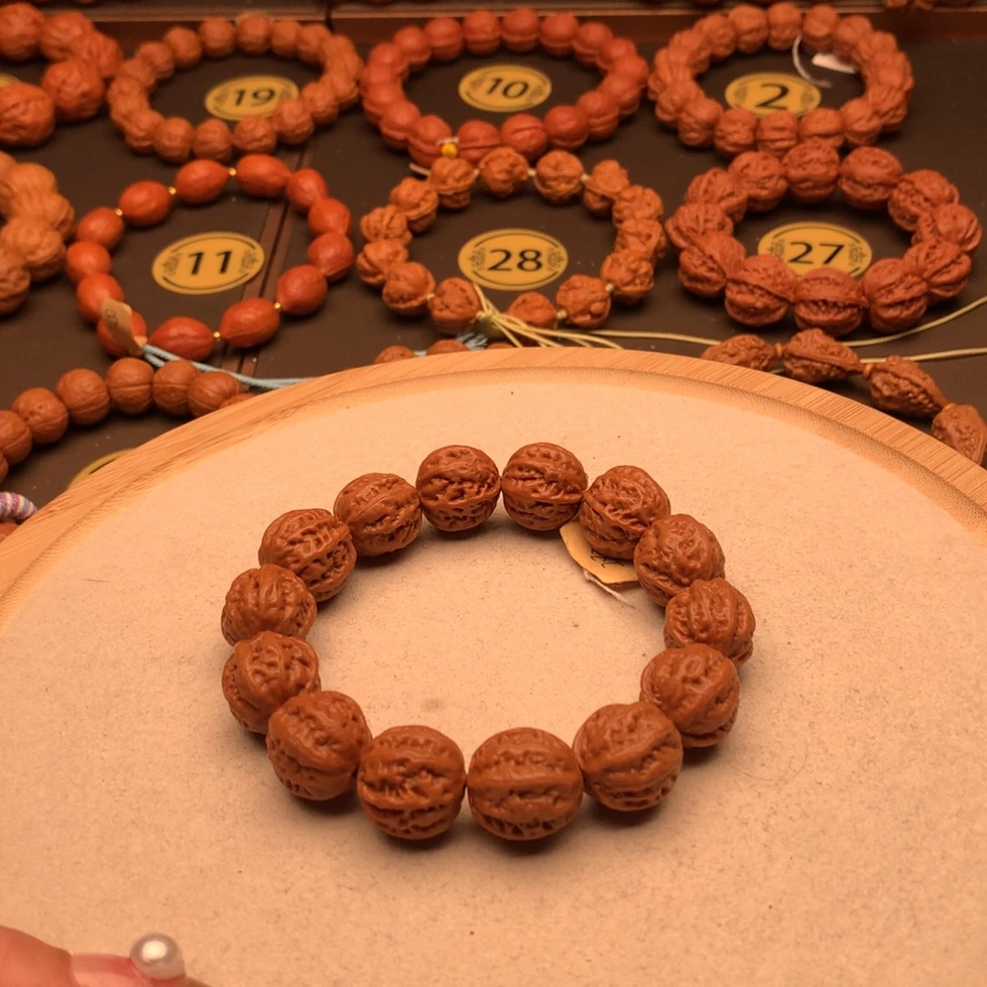 手串文玩核桃八棱