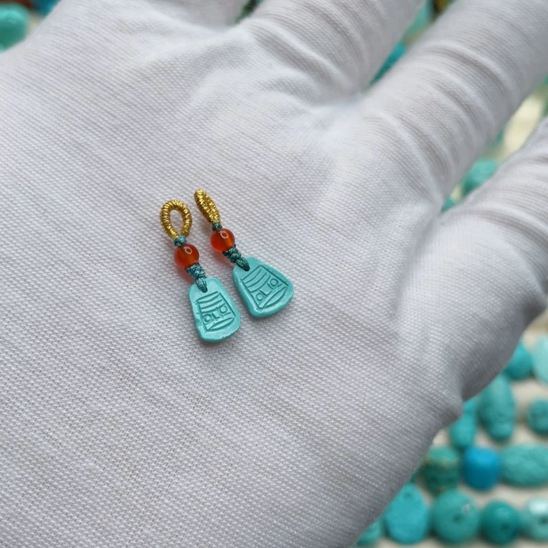 南红玛瑙未镶嵌珠宝奇石