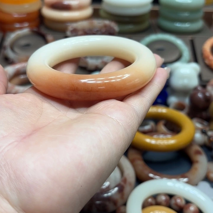 夢***影石英岩玉合金颈饰