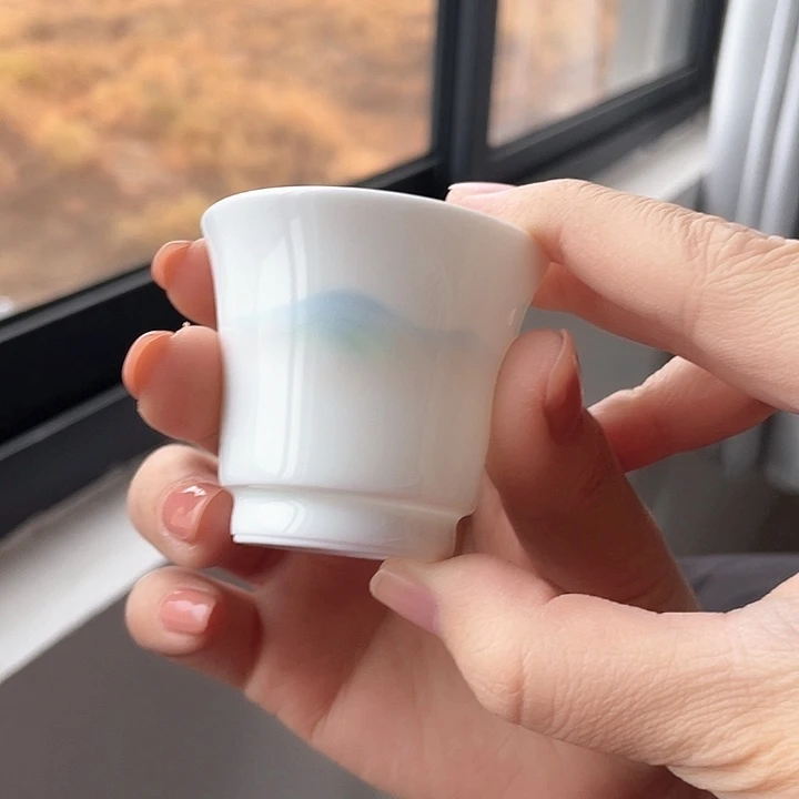 瓷片一切众生平等协商的