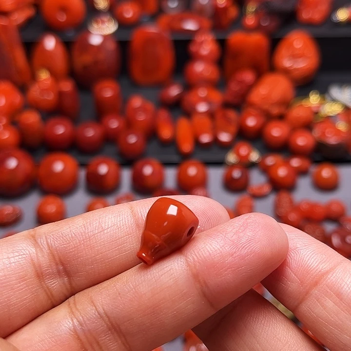 小***'南红玛瑙未镶嵌配饰9.7