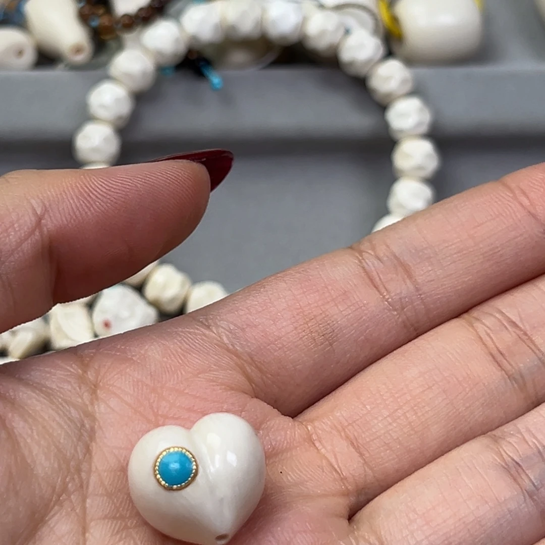 A****猛犸象牙吊坠17mm光年镶嵌款屁桃