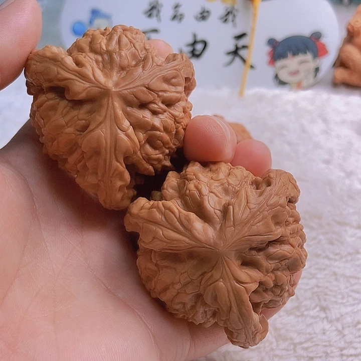吊坠文玩核桃三棱