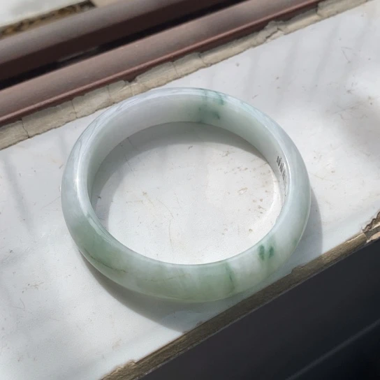 未镶嵌手镯翡翠翡翠手镯