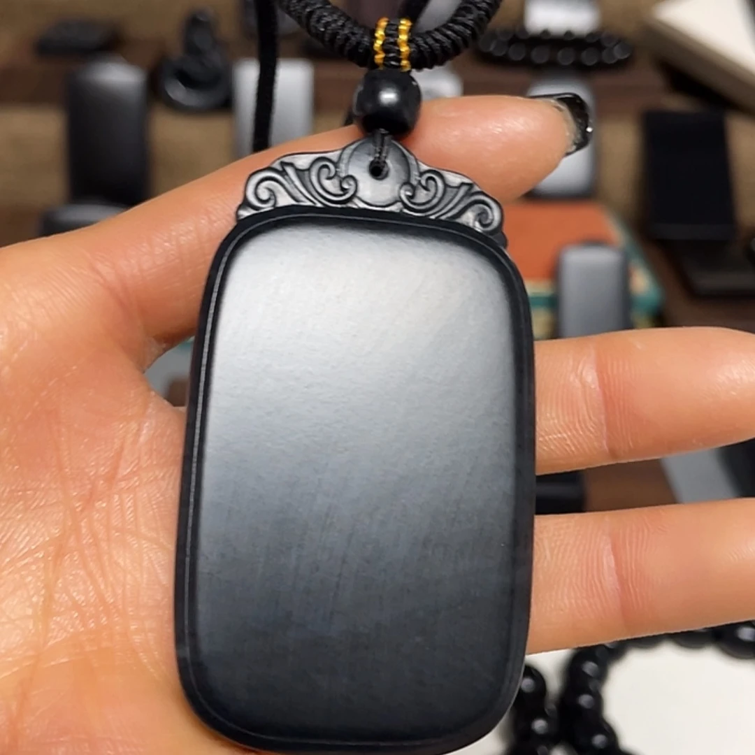 【闪购商品】和田玉（墨玉）吊坠(不含链)未镶嵌福利版70克