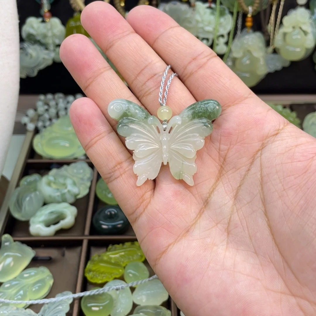 岫玉未镶嵌吊坠/毛衣链