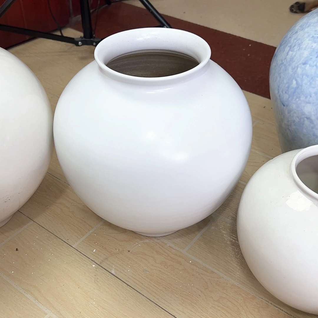 中号月亮罐粉色花瓶588