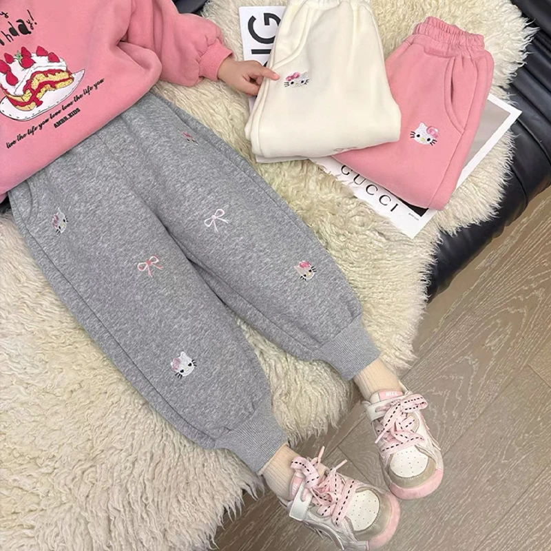 儿童裤子春款女童卡通kt猫刺绣宽松休闲裤学生长裤洋气百搭卫裤