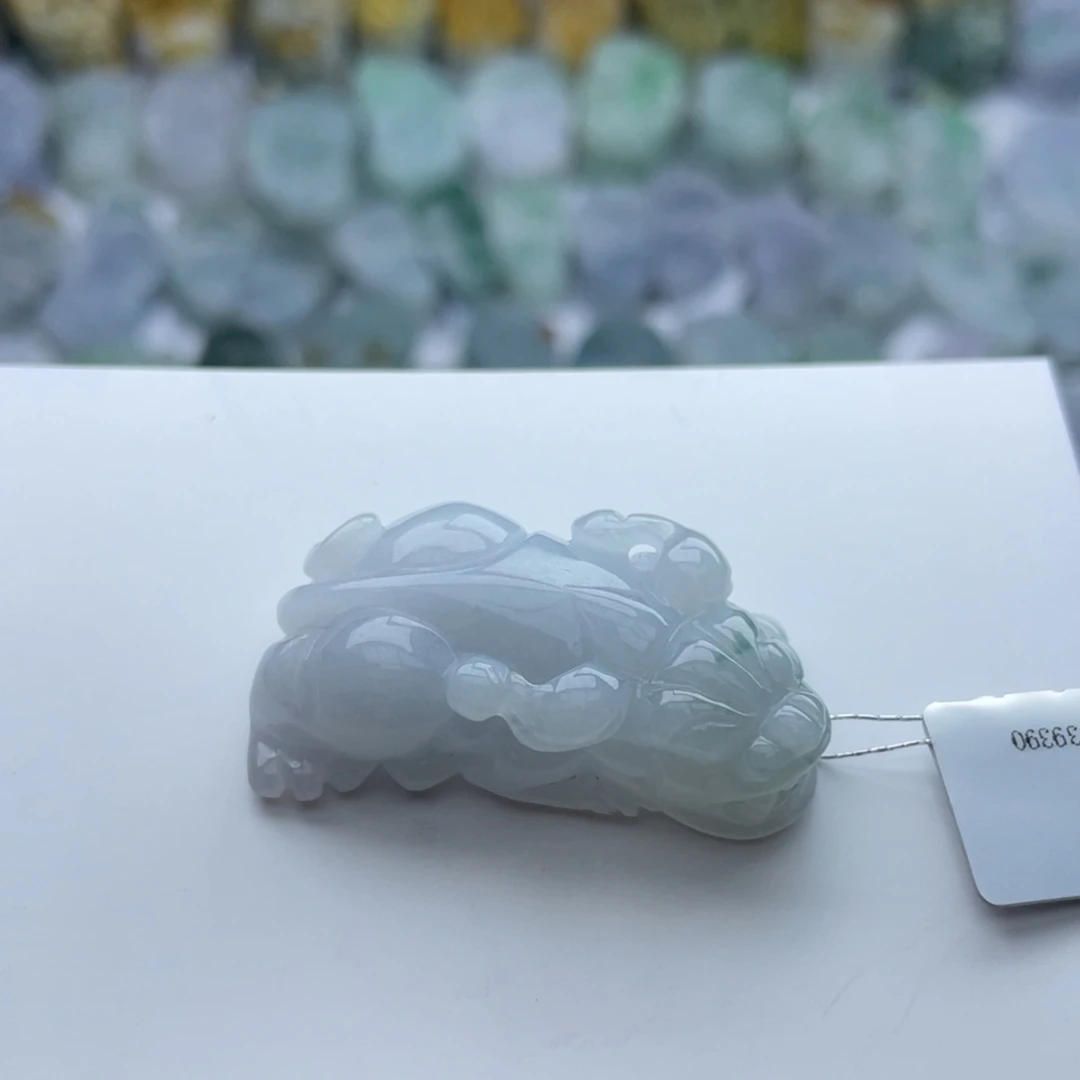翡翠颈饰未镶嵌貔貅