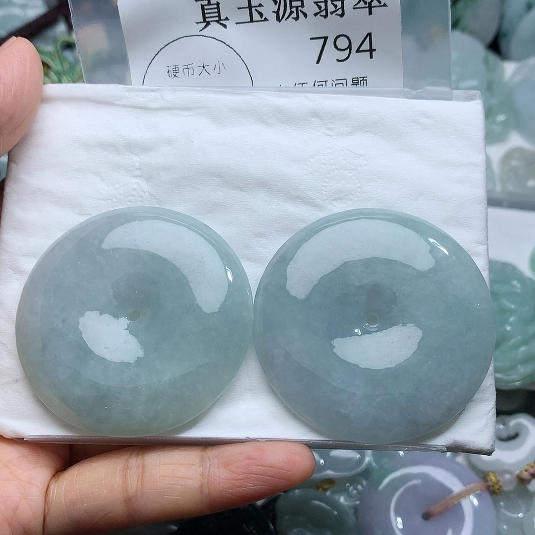 屏***翡翠未镶嵌颈饰多样性发其一！