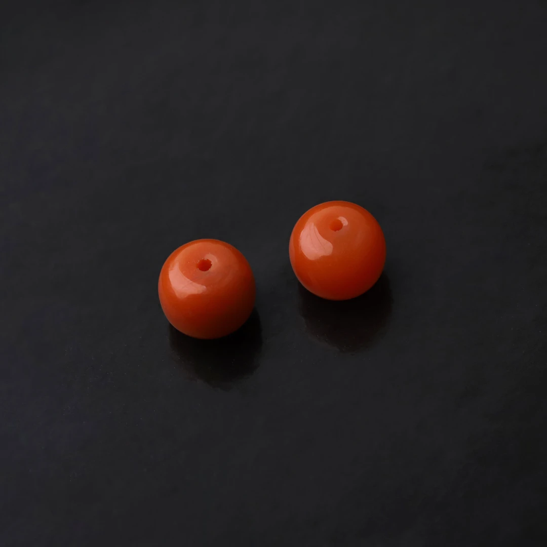 S5604 板王级满肉满色杮子红南红老型对珠文玩配饰