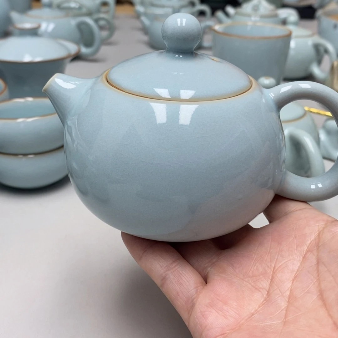 青**水微瑕西施壶无礼盒，