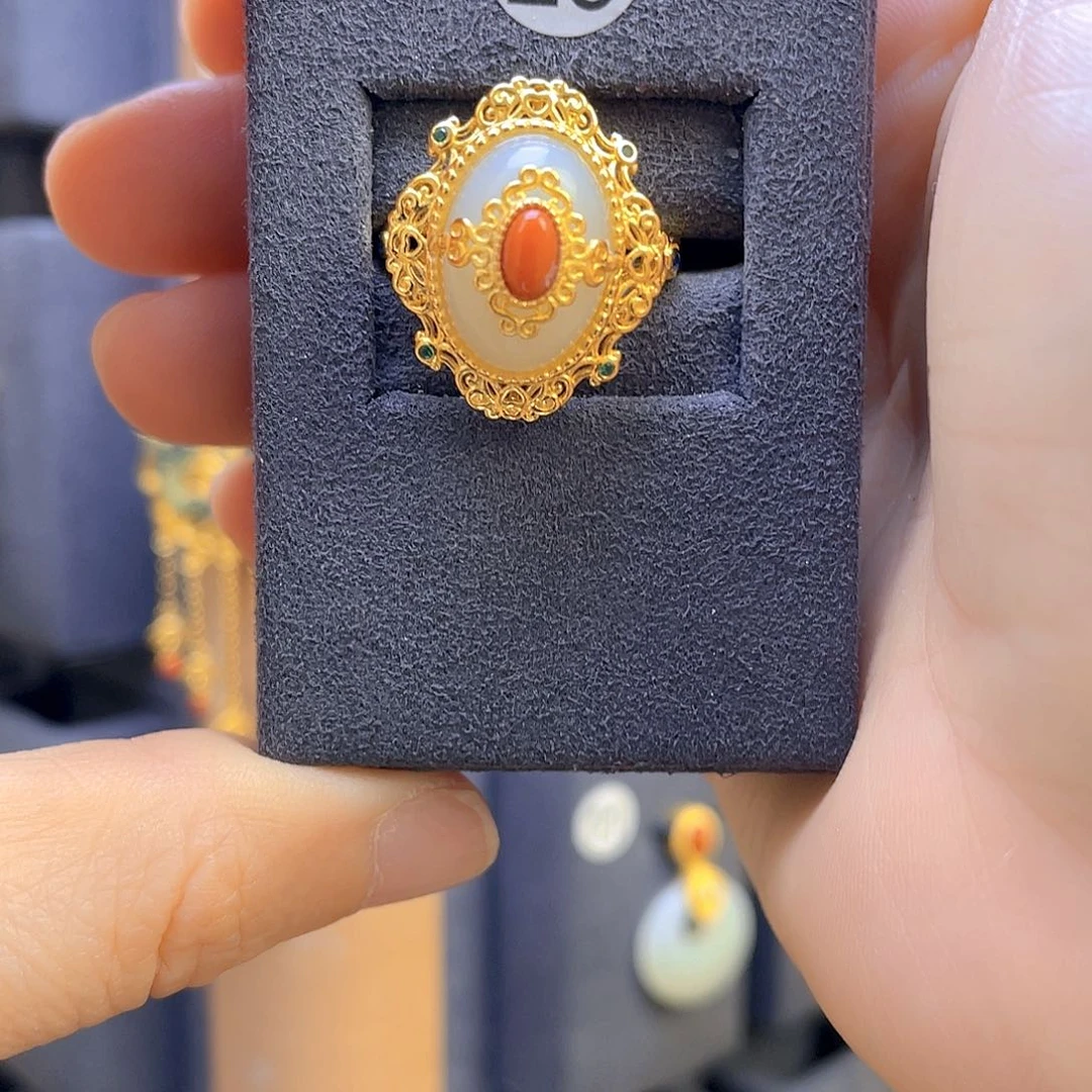 和田玉戒指银S925镀金镶嵌