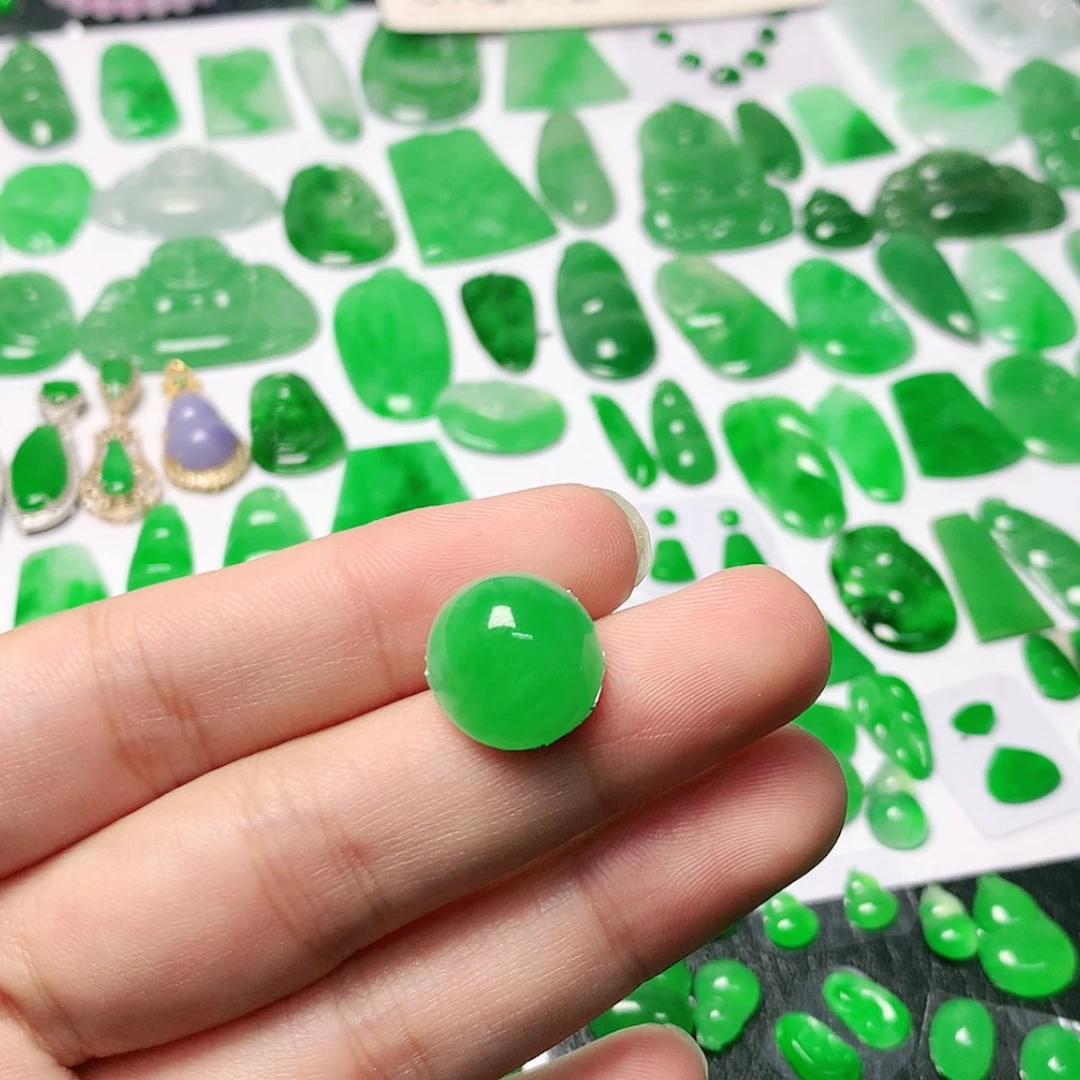 【闪购商品】翡翠未镶嵌颈饰快*宝翡翠