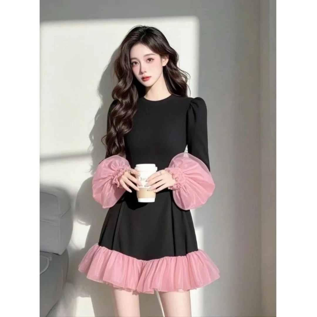 2025春季高级感超好看气质千金风网纱拼接黑色连衣裙显瘦法式短裙